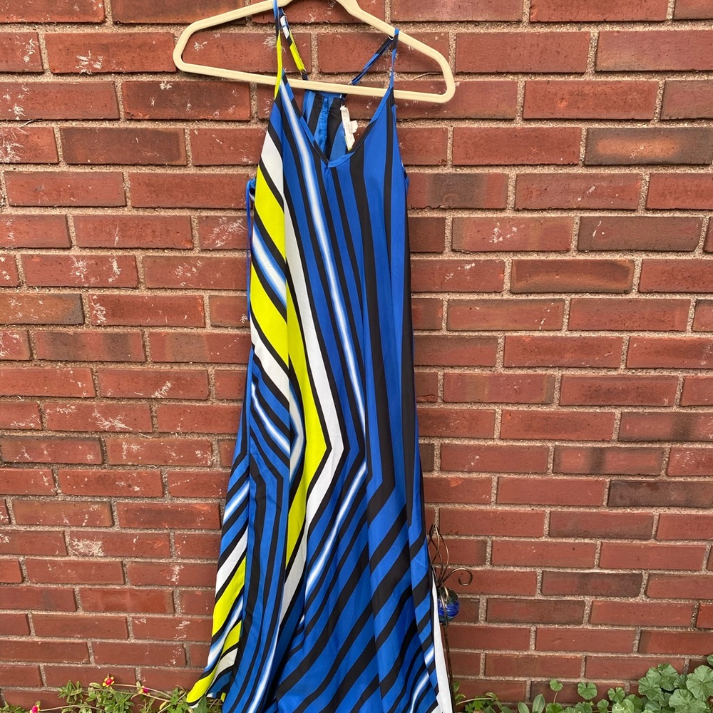 Lovestitch Maxi - EUC - Small - Summer